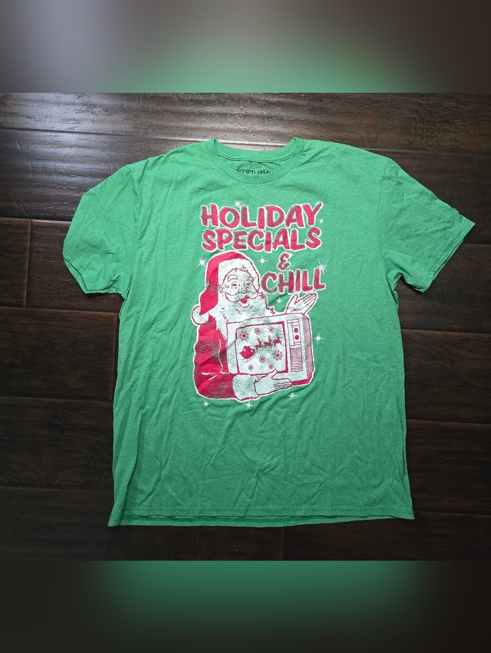 Fifth Sun Christmas Holiday Green Short Sleeve Tee Large